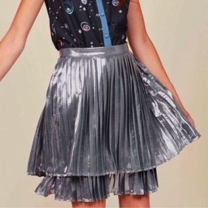 ModCloth Metallic Pleated Tiered Midi‎ Skirt